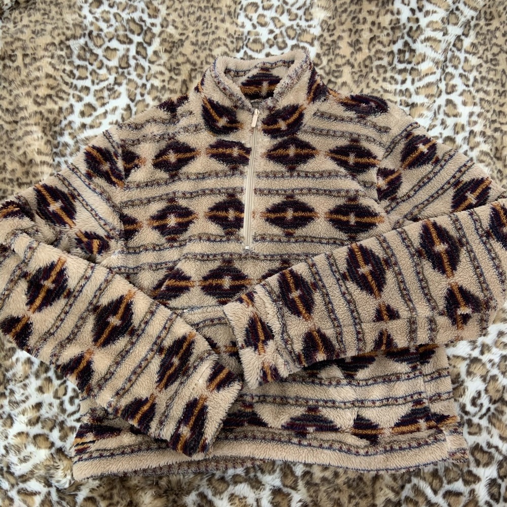 aztec pattern quarter zip